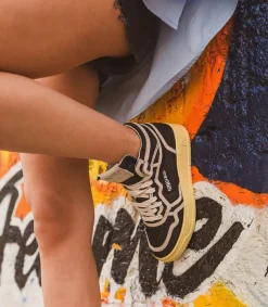 Clearance Baskets 01 Medalist Low Black Nylon Femme Baskets