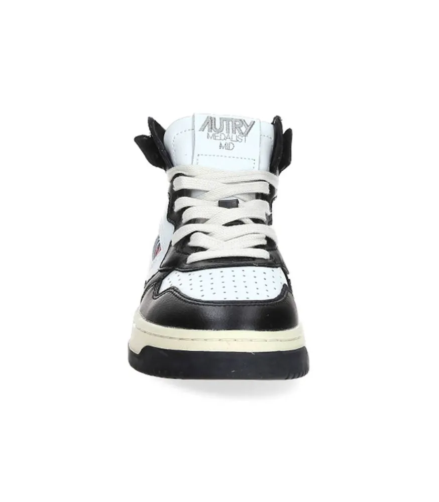 Baskets Medalist Mid Blanc Et Noir Femme Baskets