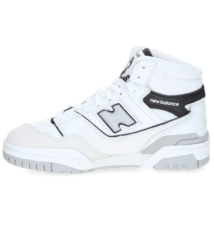 Clearance Baskets Montantes 650 Blanc Et Noir Femme Baskets