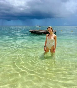 Outlet Maillot De Bain Une Piece Madison Off White Femme Maillots De Bain