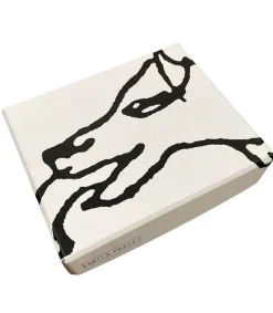 New Plateau A Bijoux Love Is The Drug Rangements