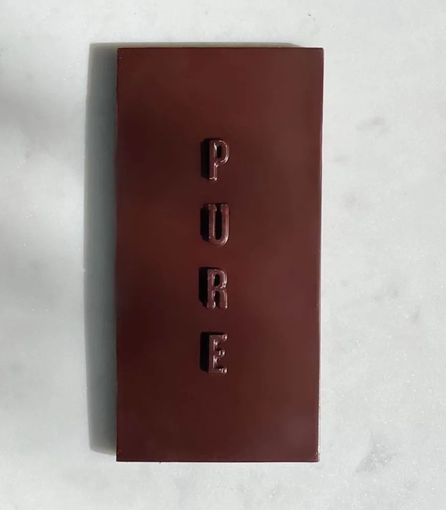 Hot Tablette De Chocolat Bio A La Rose De Grasse Épicerie Sucrée