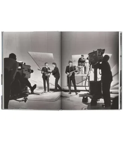 New The Beatles On The Road, 1964-1966 - Harry Benson Beaux Livres